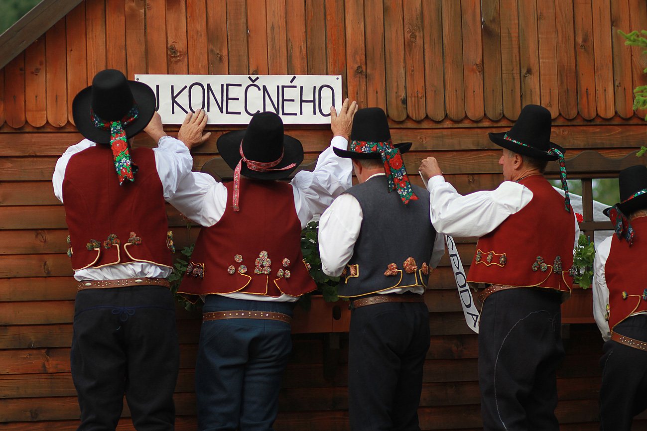 Videozáznamy pořadů ze starších ročníků